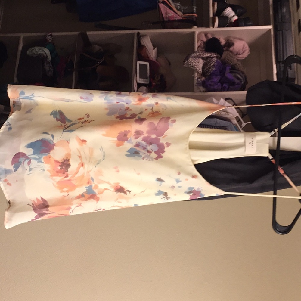 Floral tank